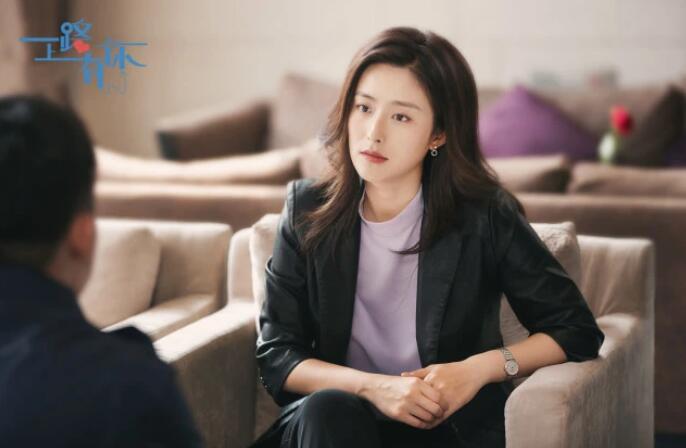 徐百慧《一路上有你》再演事业女性 现实题材深入人心引共鸣