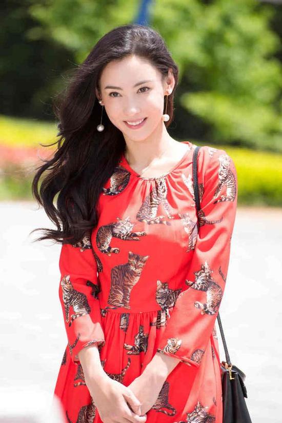 张柏芝表白刘心悠望合作 网友吐槽:以为是你