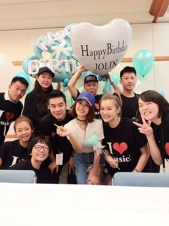 安室奈美惠悄送生日惊喜!蔡依林直呼偶像